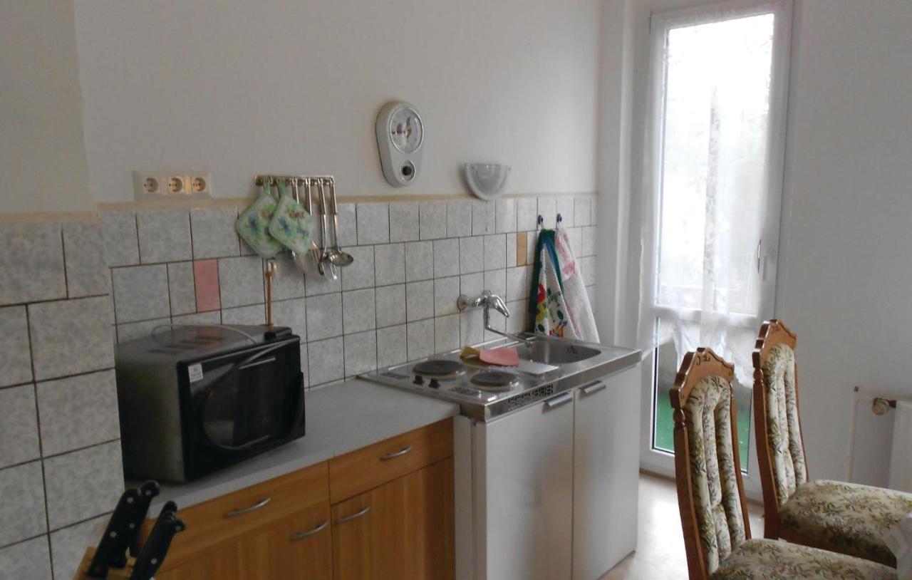 Lovely Apartment In Waren-Mueritz With Kitchen Waren  Exteriér fotografie